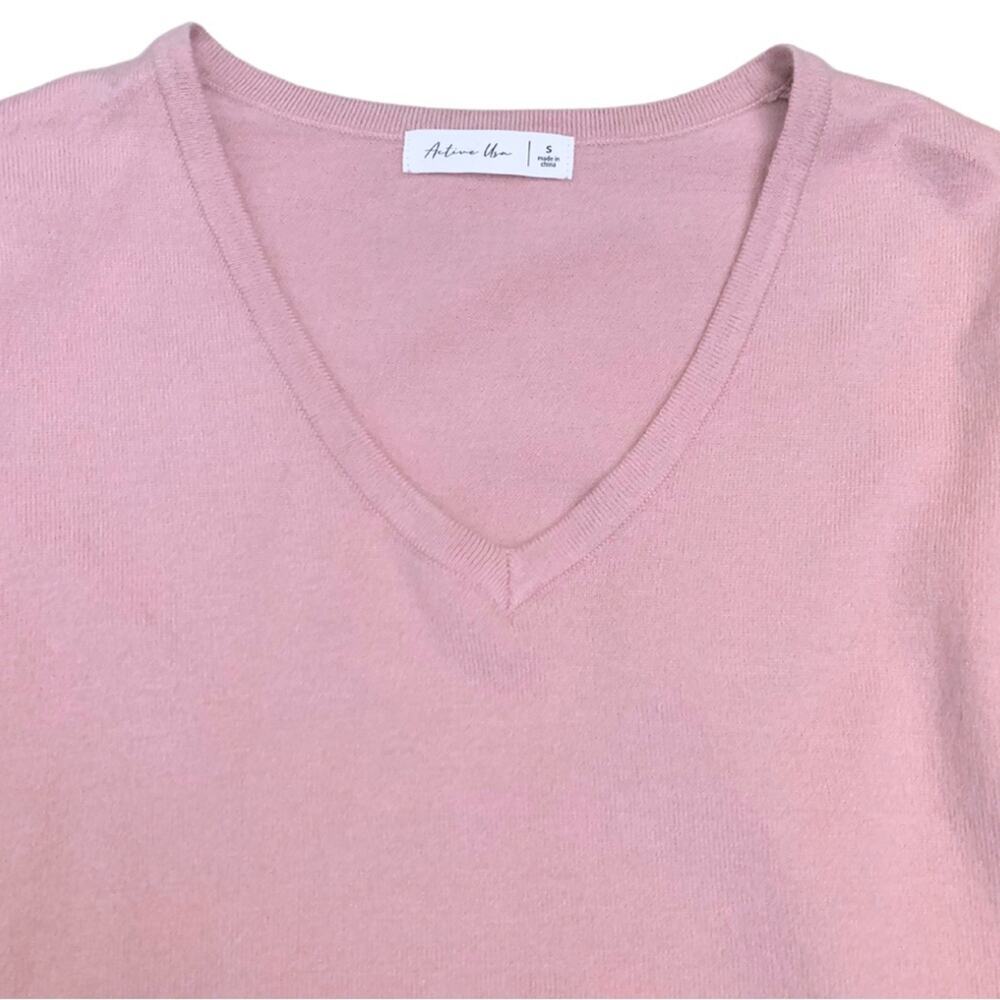 2/$30 Soft Light Pink Blush VNeck Long Sleeve Sweater Small Rose Feminine Preppy - Picture 3 of 9